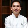 八草杉料亭の料理長、佐藤健一